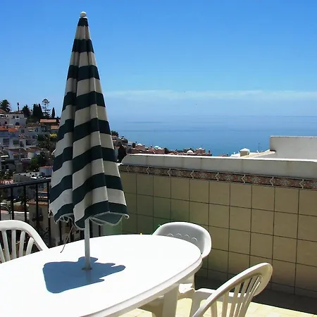 Apartamento Urb. La Hacienda, 16 *
