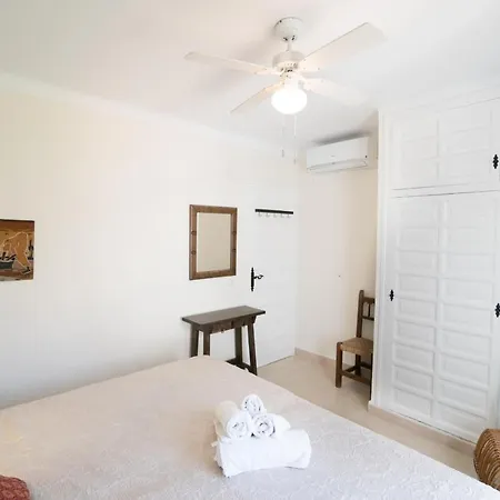 Urb. La Hacienda, 16 Apartamento *