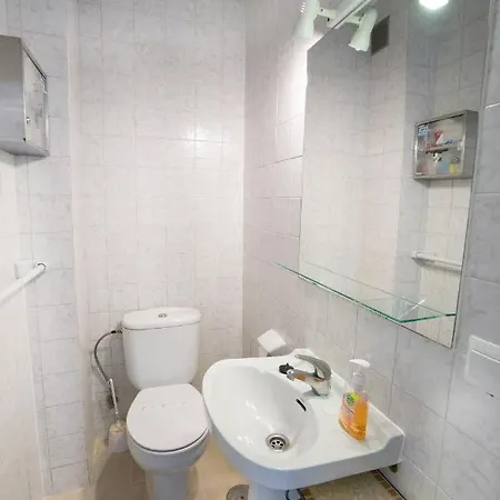 Urb. La Hacienda, 16