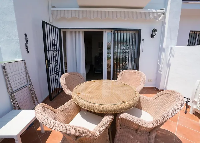 Apartment Urb. La Hacienda, 16