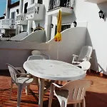 Urb. La Hacienda, 16