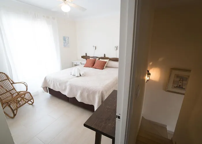 Urb. La Hacienda, 16 Nerja